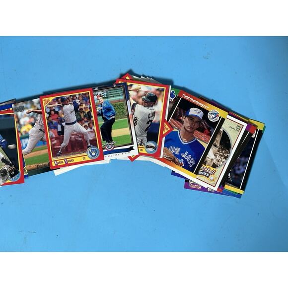 MLB Superstar's Past & Present Base ball Card Lot 100 Cards - Picture 2 of 4